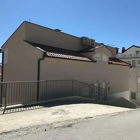 Apartment Sima Baška Voda